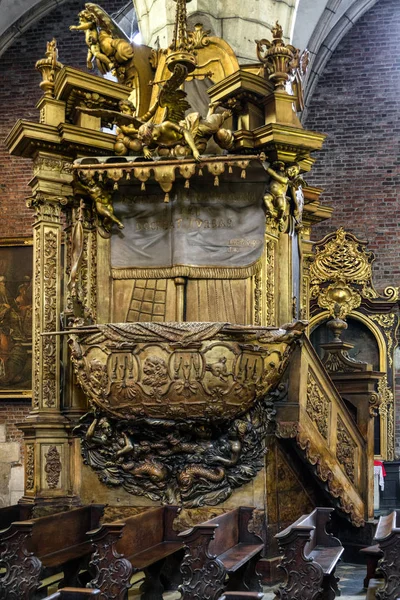 Krakow Polonia Agosto Pulpito Oro Sulla Basilica Del Corpus Agosto — Foto Stock