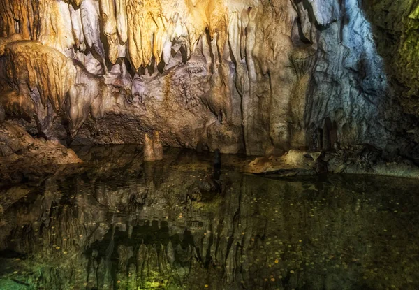 Tatranska Kotlina Eslováquia Setembro Lago Caverna Belianska Setembro 2018 Tatranska — Fotografia de Stock