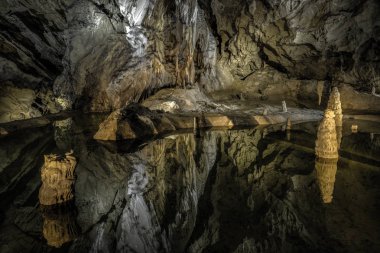 Tatranska Kotlina, Slovakya - 25 Eylül: Belianska mağara üzerinde 25 Eylül 2018 yılında Tatranska Kotlina güzel iç
