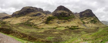 Üç kız kardeş dağlarda Glen Coe, İskoçya, panoramik dağ manzarası