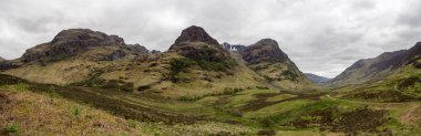 Üç kız kardeş dağlarda Glen Coe, İskoçya, panoramik dağ manzarası