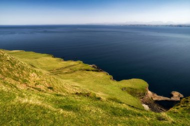 Sahil Isle of Skye ve Atlantik Okyanusu, İskoçya