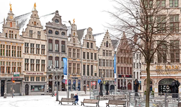 Tipik satır evleri Antwerp, Belçika — Stok fotoğraf