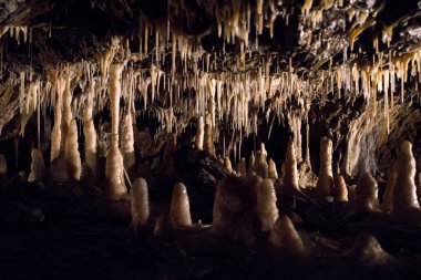 Güzel mağara dekorasyon