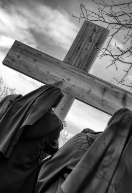 Calvary Haç ile rahibeler