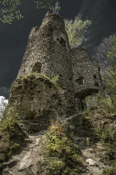 Castillo Starhrad, Eslovaquia — Foto de Stock