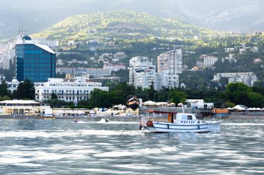 Gemiden Yalta manzaralı bir akşam. Temmuz 2019