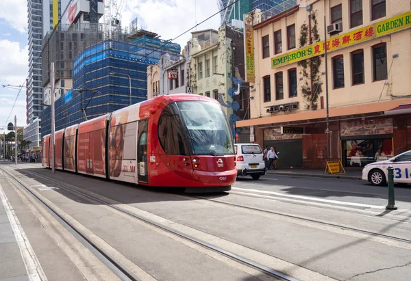 Современный Трамвай Melbourne City Circle Tram Работает Центральном Деловом Районе — стоковое фото