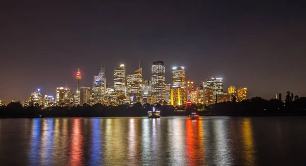 Zobacz Panoramę Sydney Zmierzchu Port Widokiem Ogród Botaniczny Cbd Zabytki — Zdjęcie stockowe