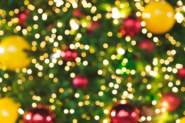 Fokussierte Glitzernde Lichter Des Weihnachtsbaums Bokeh Hintergrund — Stockfoto