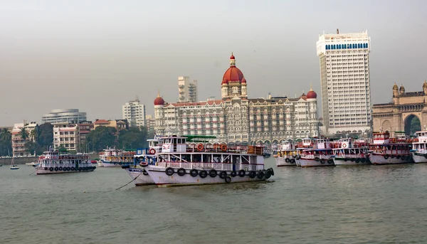 Awesome Widzenia Hotel Taj Gateway India Łodzi Morze Piękny Obraz Stockowy