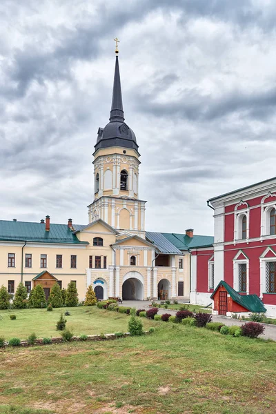 Nikolo-radovitskiy Manastırı, Radovici Köyü, Egoryevskiy district, 1584, Rusya Federasyonu.