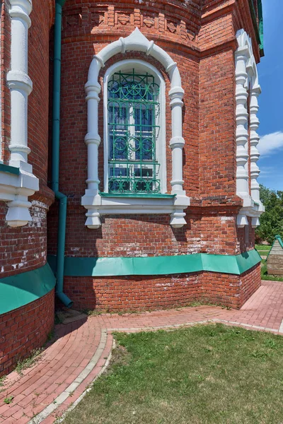 Viaje Alrededor Del Anillo Oro Rusia Templo Restaurado Distrito Orekhovo —  Fotos de Stock