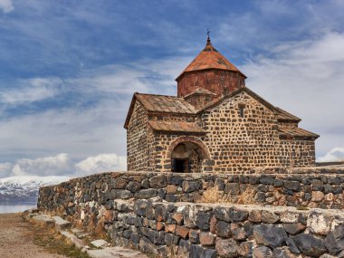 Ermenistan antik kiliseleri.