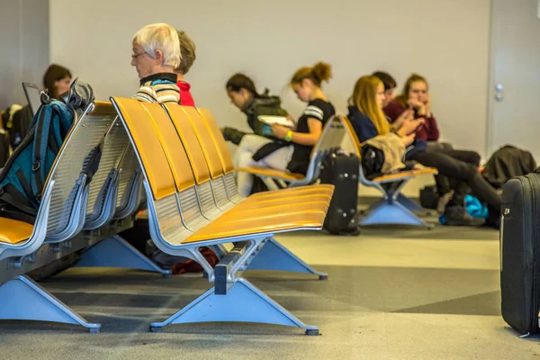 Athens Greece October 2016 Passengers Waiting Athens International Airport — Stock Photo, Image