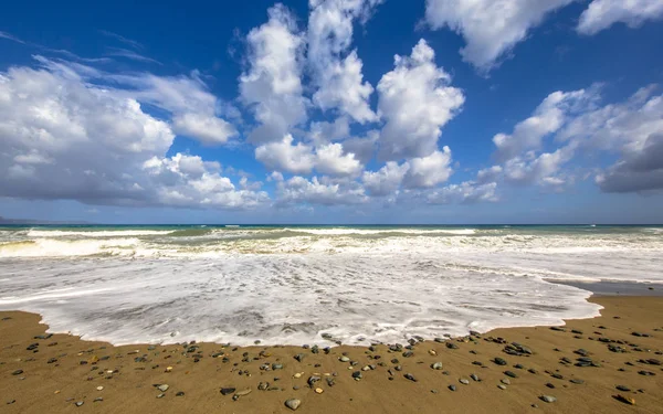 Uitzicht Middellandse Zee Strand Met Stenen Cyprus Eiland — Stockfoto