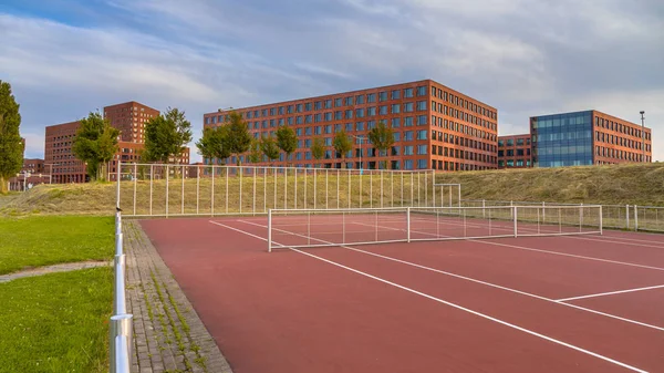 Genel Spor Tesisinde Finans Bölgesine Ofisteki Banliyö Lahey Hollanda — Stok fotoğraf