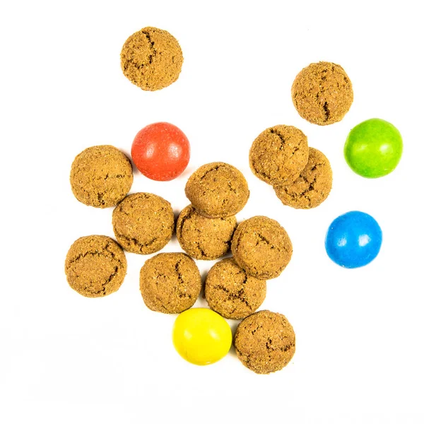 Skupina Rozptýlených Pepernoten Cookies Bonbónů Shora Bílém Pozadí Pro Každoroční — Stock fotografie