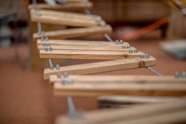 Halat köprü kapalı macera Park iş ve finans bakiyesinin kavram olarak