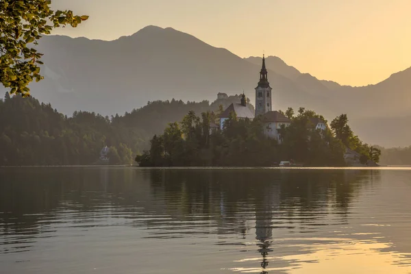 Med Kyrkan Sjön Bled Slovenien Europa — Stockfoto