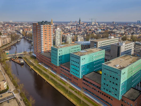 Vista Del Horizonte Ciudad Groninga Con Edificios Oficinas Primer Plano —  Fotos de Stock