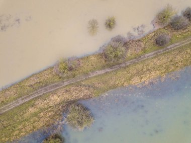 Ren Nehri boyunca batık floodplains wageningen, Hollanda yakınındaki kış döneminde hazne