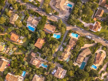 Yüzme havuzları kırpma ile lüks Villa