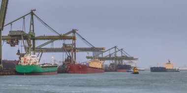 Limanda deniz dökme yük gemileri