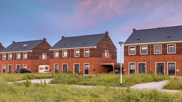 Street with modern family houses — Stock Photo, Image