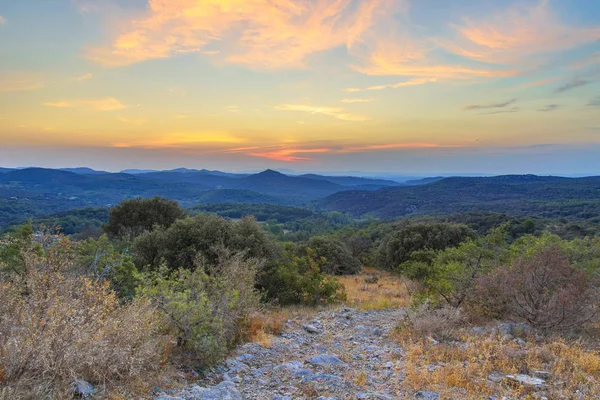 Napfelkeltét több mint cevennes Nemzeti Park — Stock Fotó