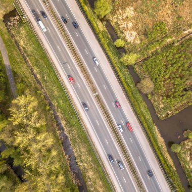 Dört Lane otoyolunun havadan görünümü