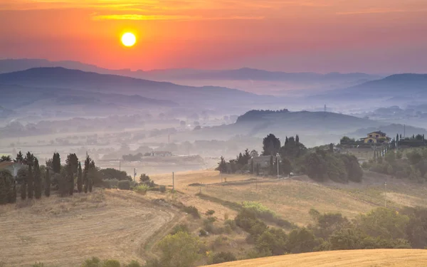 Landschap van de Toscaanse platteland — Stockfoto