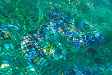 Çeşme mozaik ile alt fotoğraf güzel arka plan