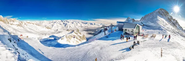 Tonale Itália Janeiro 2018 Panorama Inverno Deslumbrante Estância Esqui Tonale — Fotografia de Stock