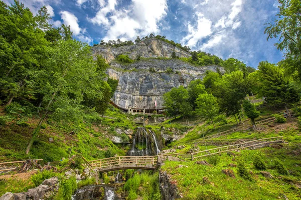 Cueva San Beato Lago Thun Cerca Interlaken Cantón Berna Suiza — Foto de Stock