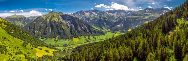 Εναέρια Άποψη Του Χωριού Elm Και Ελβετικά Βουνά Piz Segnas — Φωτογραφία Αρχείου