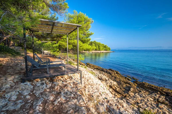 Kiezelstrand Brac Eiland Met Turquoise Helder Zeewater Supetar Brac Kroatië — Stockfoto