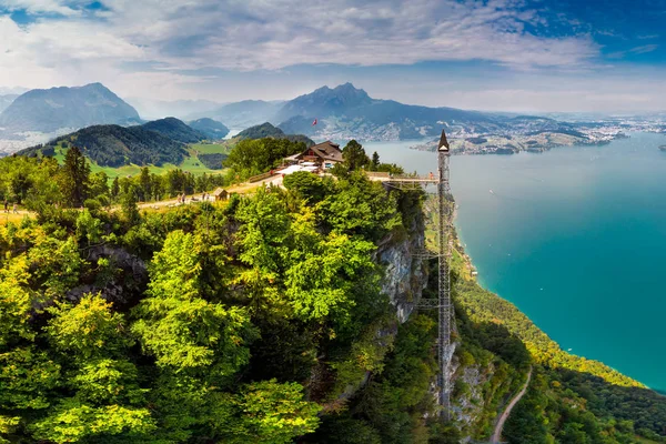 Hammetschwand Лифт Альпах Недалеко Бургенстока Видом Швейцарские Альпы Vierwaldstattersee Швейцария — стоковое фото