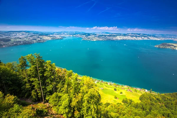 Schweiziska Alperna Nära Bürgenstock Med Beskåda Vierwaldstattersee Och Pilatus Berg — Stockfoto