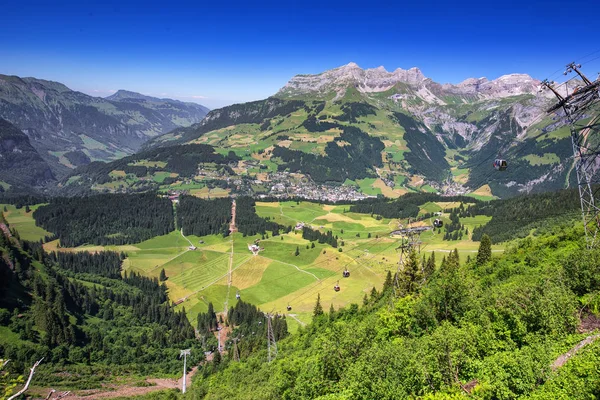 Nézd Truebsee Svájci Alpokra Titlis Hegy Truebsee Egy Alpesi Svájci — Stock Fotó