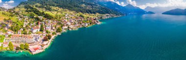 Köy Weggis, Dört Kanton Gölü (Vierwaldstatersee), Rigi dağ ve içinde belgili tanımlık geçmiş yakınındaki ünlü Lucerne city, İsviçre İsviçre Alpleri.