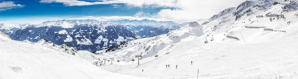 Lyžařské Středisko Přikryty Čerstvým Sněhem Tyrolských Alpách Zillertal Rakousko Evropa — Stock fotografie