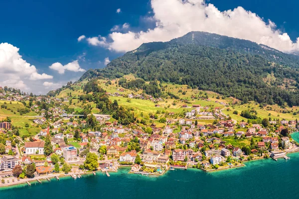 Byn Weggis Vierwaldstättersjön Vierwaldstatersee Rigi Berg Och Schweiziska Alperna Bakgrunden — Stockfoto