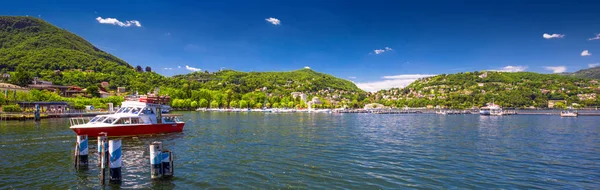 Como Gölü üzerinde Como şehir İtalyan bölgesi Lombardy, İtalya, Avrupa dağlarla çevrili — Stok fotoğraf