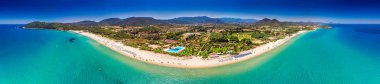 Sardunya adasında Costa Rei yakınlarındaki Cala Sinzias Plajı, Sardinya, Italya