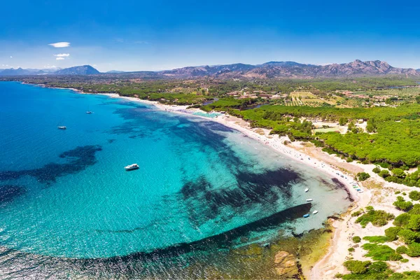 Cala Liberotto e Cala Ginepro praia na ilha da Sardenha, Sardenha, Itália, Europa — Fotografia de Stock