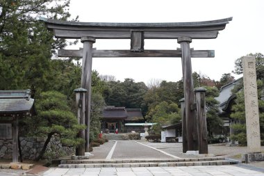 Japonya, Ishikawa 'daki Kehi türbesi ya da Kihijinguu ya da Kehijinguu