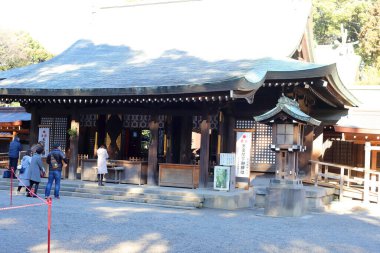 Saitama Bölgesi, Miya 'da bulunan Hikawa Tapınağı, Kanto bölgesindeki en önemli Shinto tapınaklarından biridir. Japonya 'da 280' den fazla Hikawa tapınağının baş mabedi olarak hizmet vermektedir..