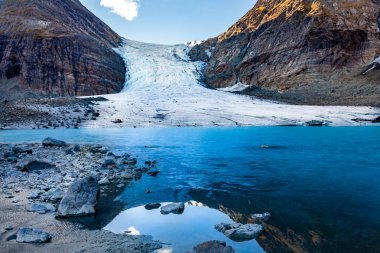 Steindalsbreen buzul Kuzey Norveç, Lyngen Alps Tromso - yakın konumlar ziyaretçi İskandinavya'için