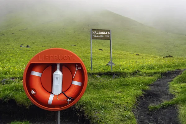 İzlanda mağara yolu, Hlsanefshellir mağara. Lifebuoy Emanet.